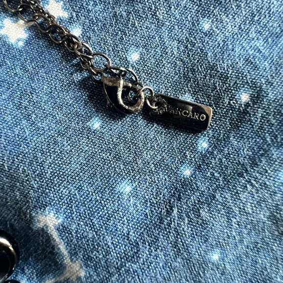 Vancaro Gothic Black Rib Pendant Necklace - Picture 3 of 3